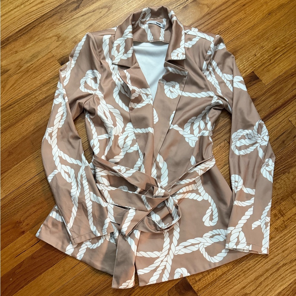 Fashion Nova 2 piece Blazer Set - Picture 2 of 3